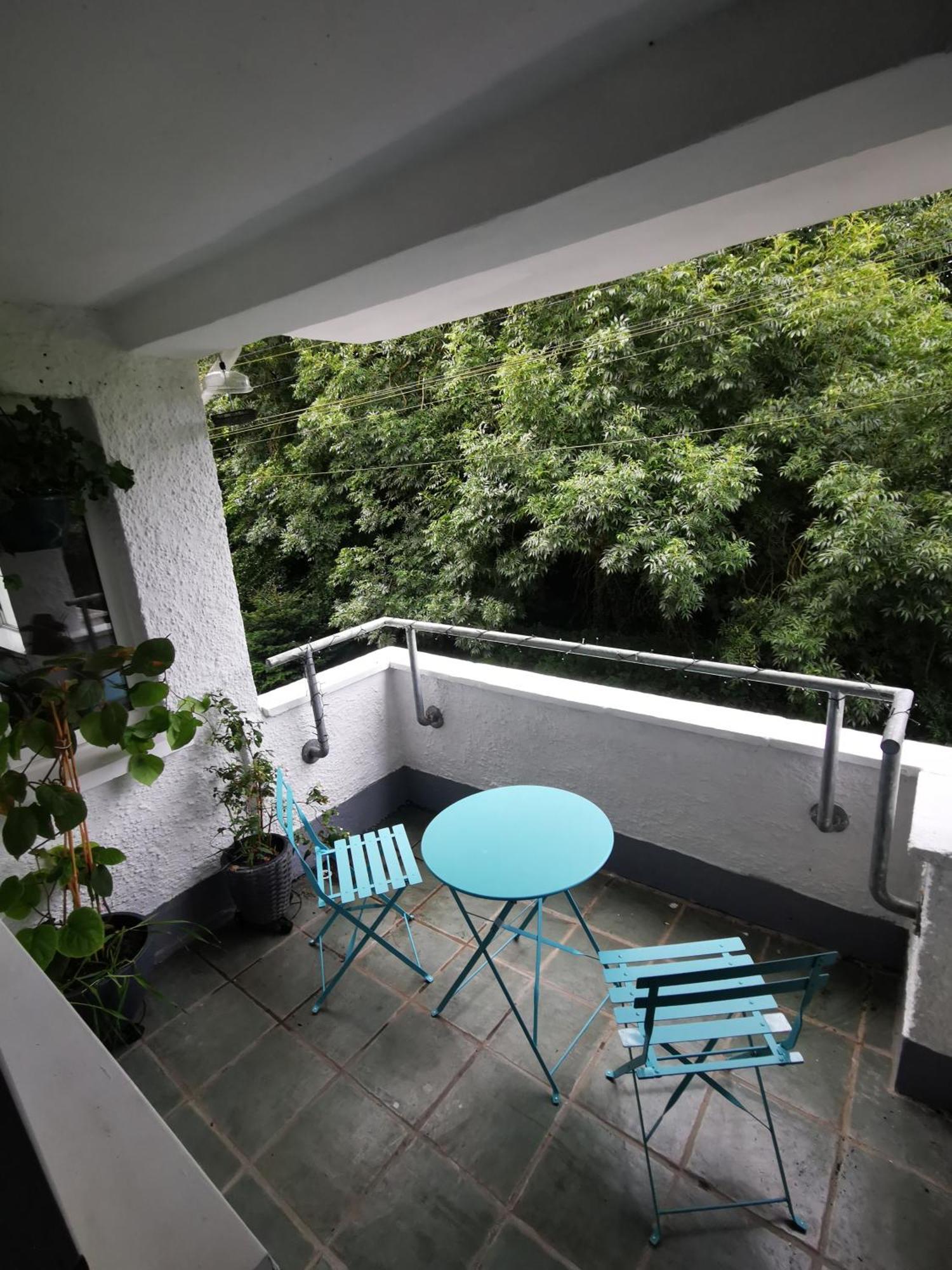 Entire 1 Bed Spacious Apartment, Private Balcony & Study Room Near City Whitehouse  Exterior photo
